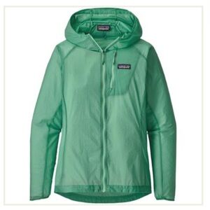 NWOT: Patagonia Houdini Vjosa Green Windbreaker, Medium